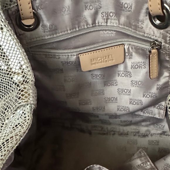 Michael Kors Metallic Silver Shoulder Bag - Picture 6 of 8